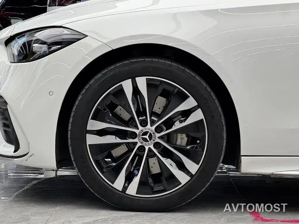 Mercedes-Benz C-Class New Energy 2023 C 350 eL — фото 3