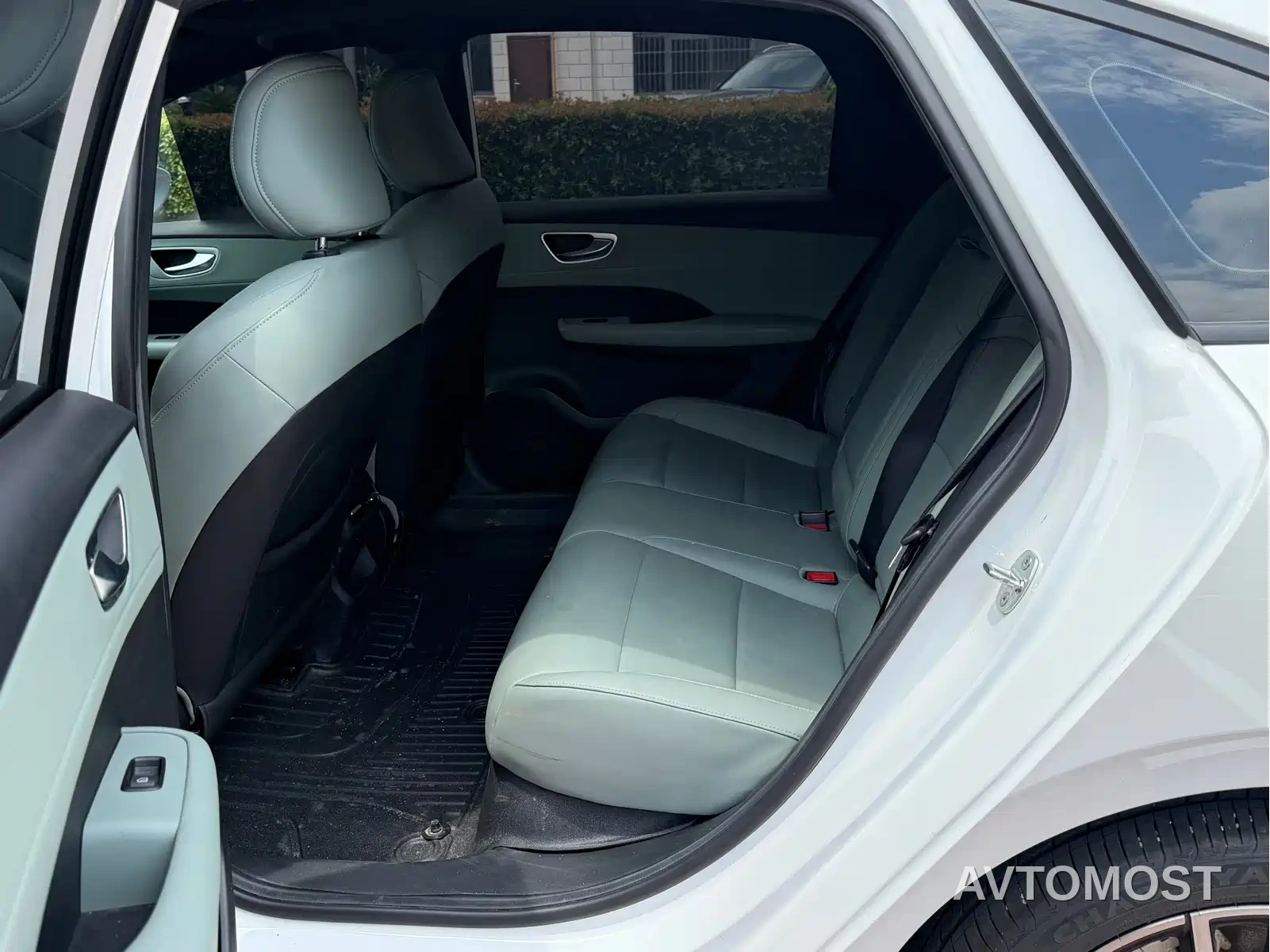 Roewe D6 2025 Model 450km Premium Edition — фото 4