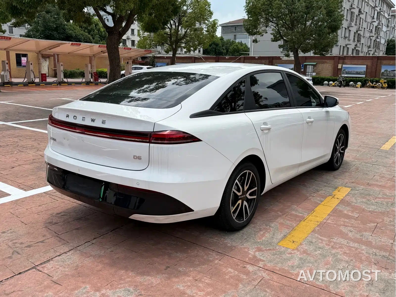 Roewe D6 2025 Model 450km Premium Edition — фото 6