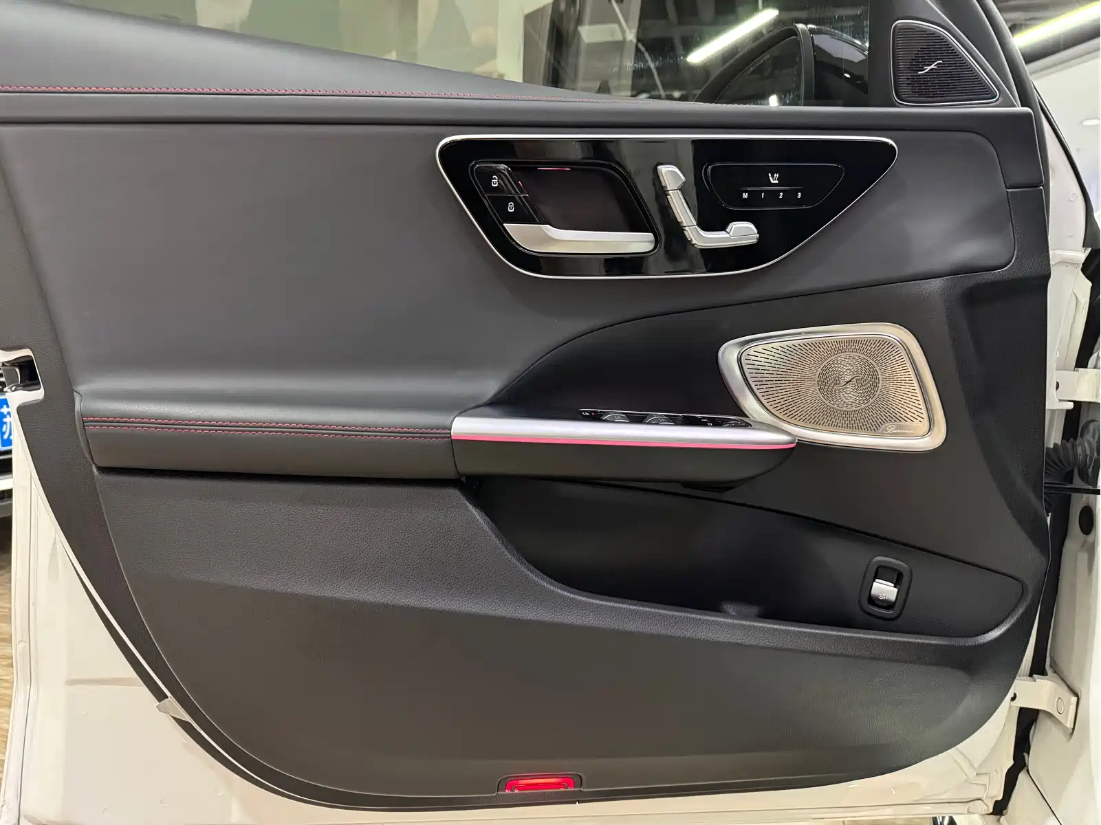 Mercedes-Benz C-Class AMG 2024 Facelift AMG C 43 4MATIC — фото 7