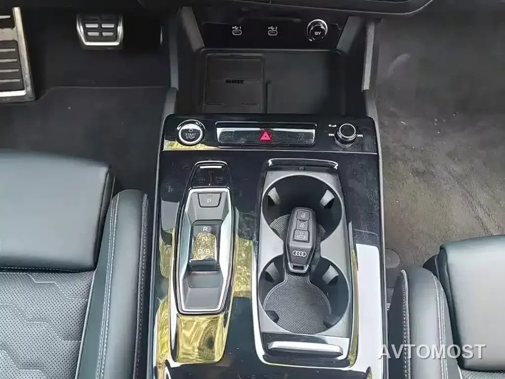 Audi Q6L e-tron 2025 Model Pioneer Edition — фото 10