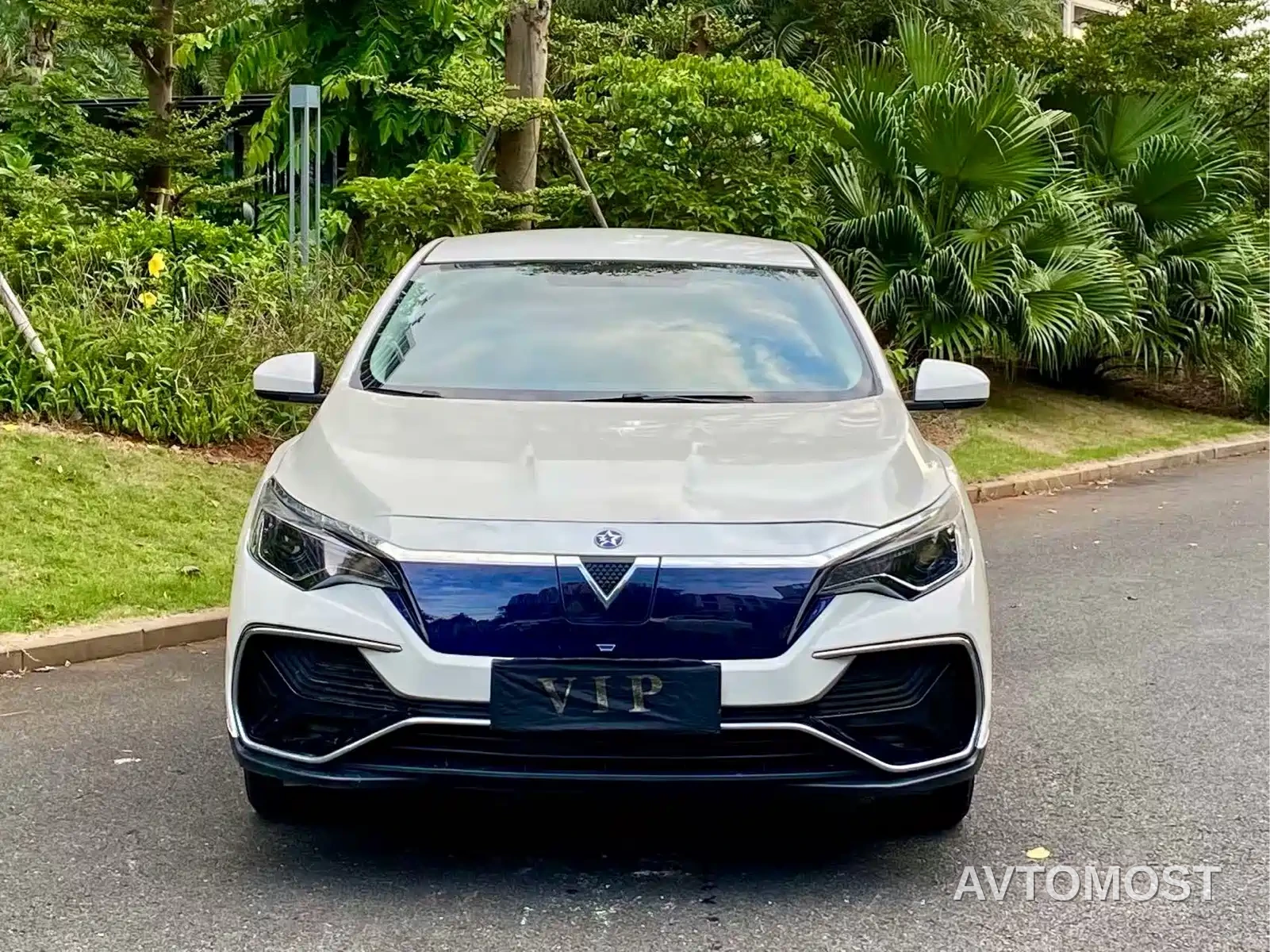 Venucia D60EV 2023 PLUS Smart Drive SI Edition — фото 2