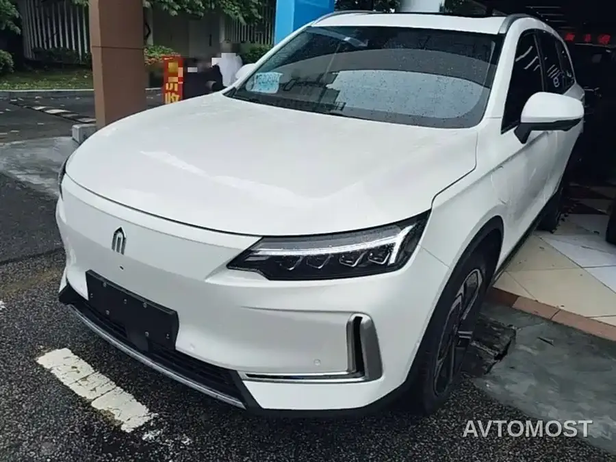 Skyworth EV6 2023 President Edition