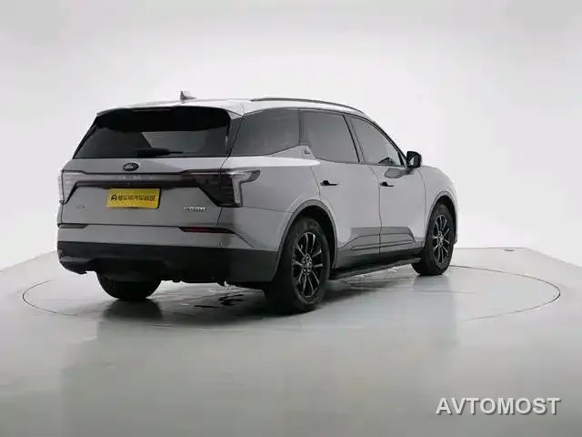 Ford Edge 2023 Edge L 2.0T EcoBoost E Hybrid FWD 7-Seater Trend — фото 3