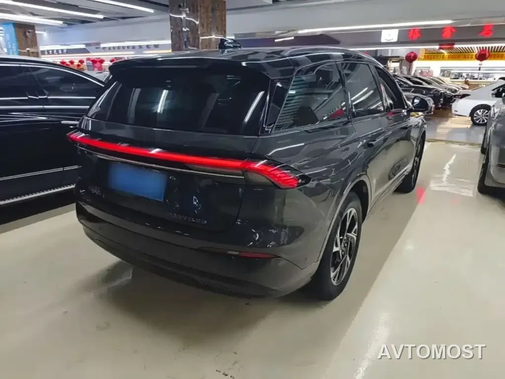 Lincoln Nautilus 2023 2.0T 4WD Premium Hybrid Edition — фото 6