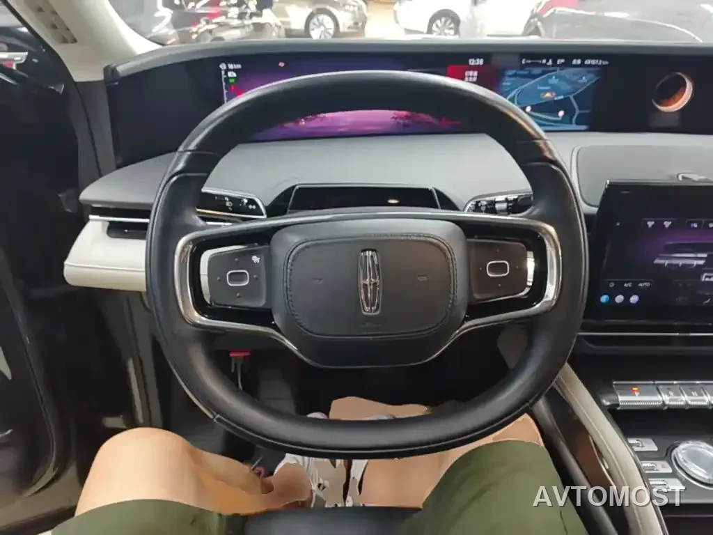 Lincoln Nautilus 2023 2.0T 4WD Premium Hybrid Edition — фото 10