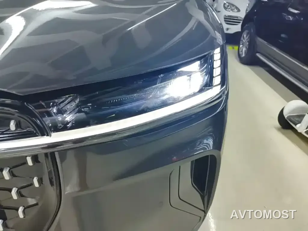 Lincoln Nautilus 2023 2.0T 4WD Premium Hybrid Edition — фото 22