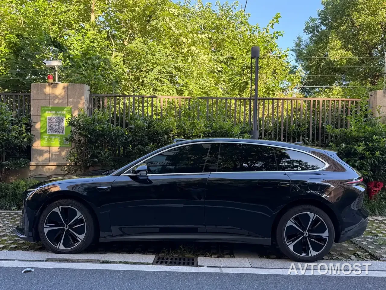 NIO ET5T 2023 Model 75kWh Touring — фото 1