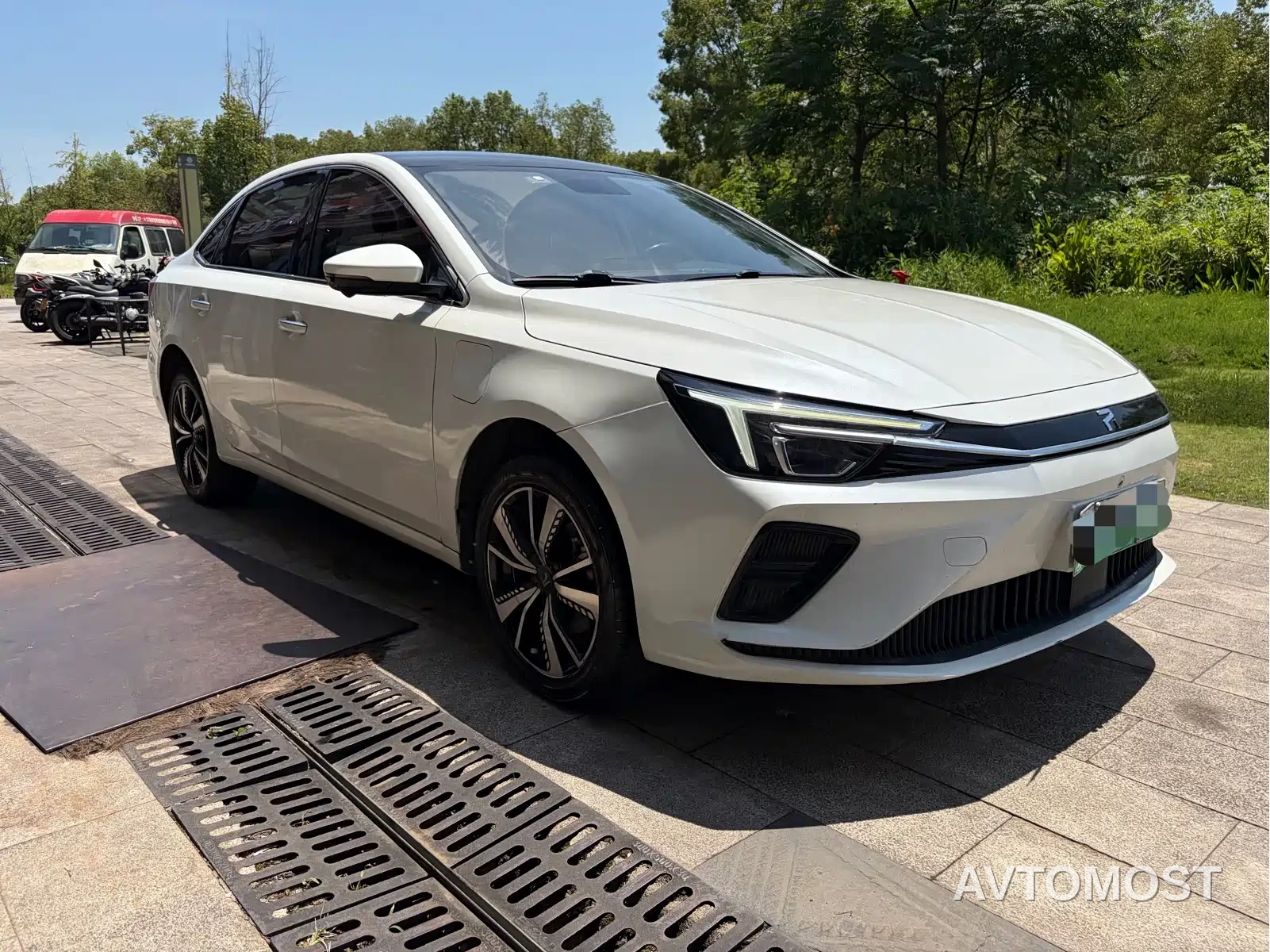 Roewe Feifan ER6 2021 New Power Edition 620km Smart Enjoy Edition — фото 3