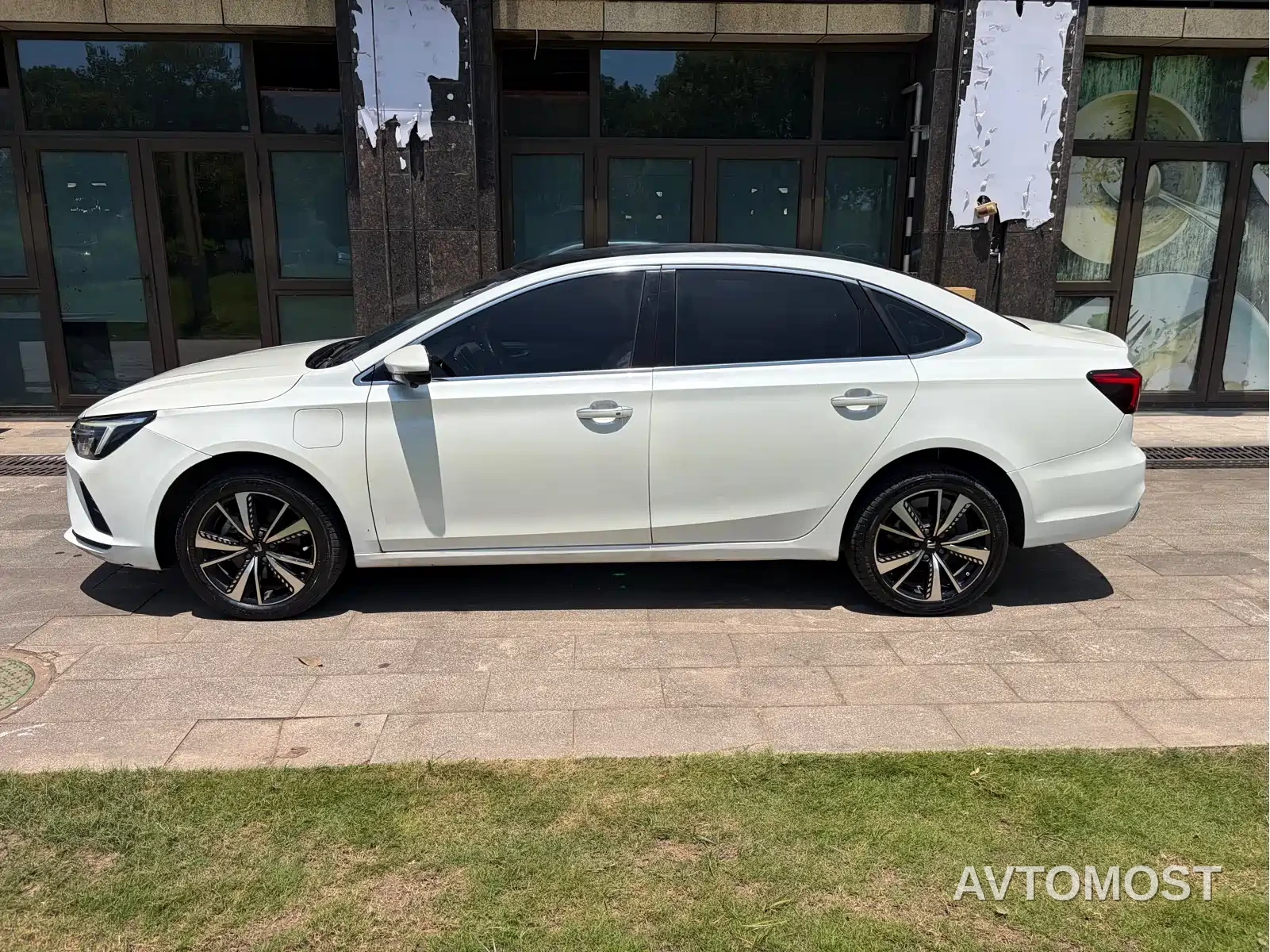 Roewe Feifan ER6 2021 New Power Edition 620km Smart Enjoy Edition — фото 10