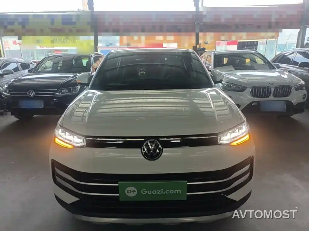 Volkswagen Tharu 2025 Model Rising Star 1.5L Advance Edition — фото 2