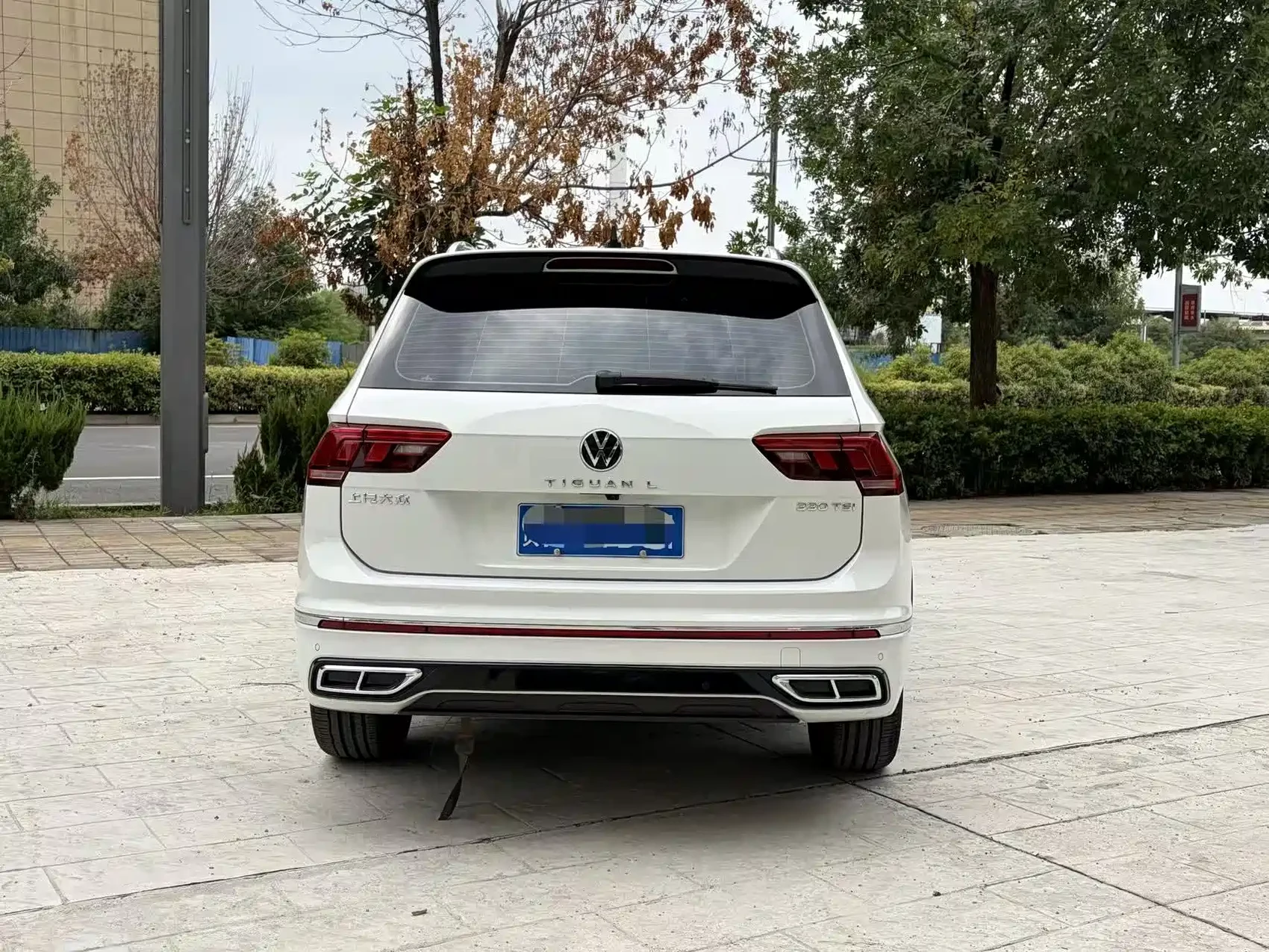 Volkswagen Tiguan L 2024 330TSI Automatic 2WD R-Line Premium Enjoyment Edition — фото 9