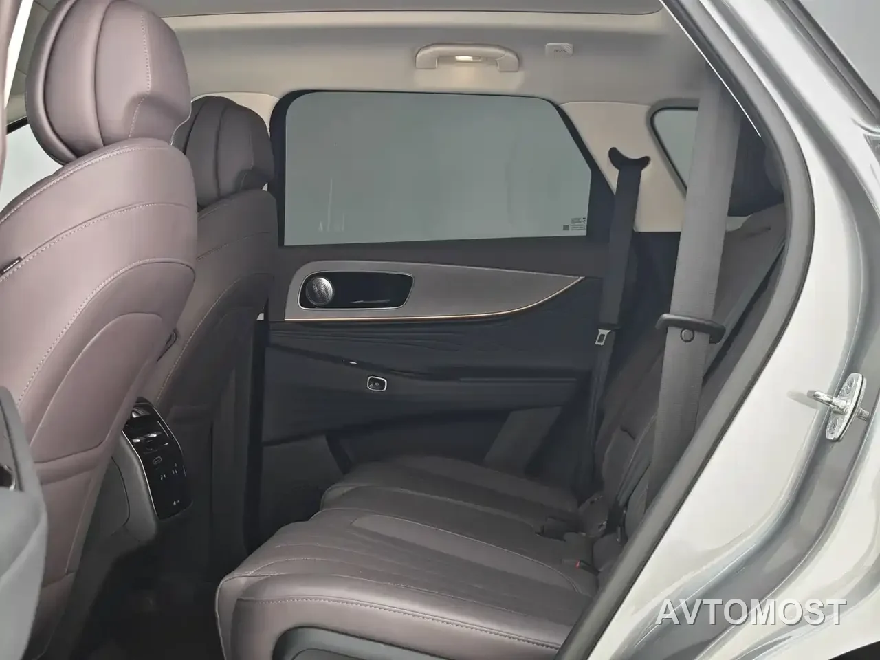 Chery Tiggo 9 C-DM 2025 1.5T 106KM Super Comfort Edition 5-Seater NCM — фото 8
