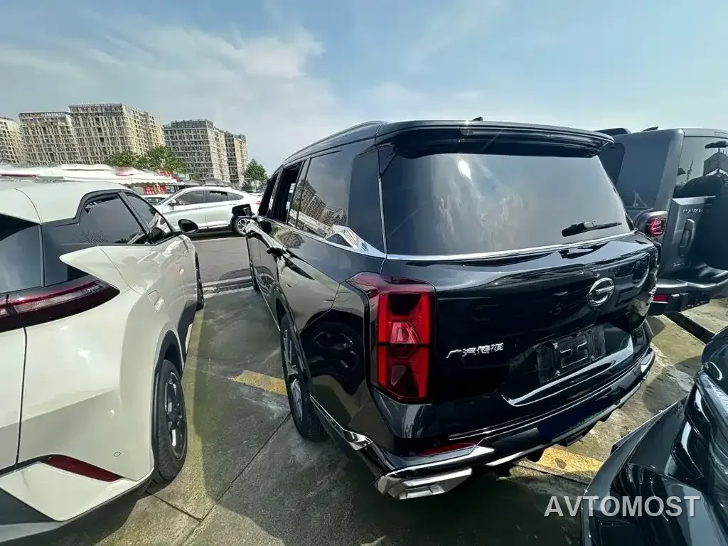 GAC Trumpchi GS8 2022 Dual Engine Series 2.0TM 2WD Premium Edition (7-Seater) — фото 9