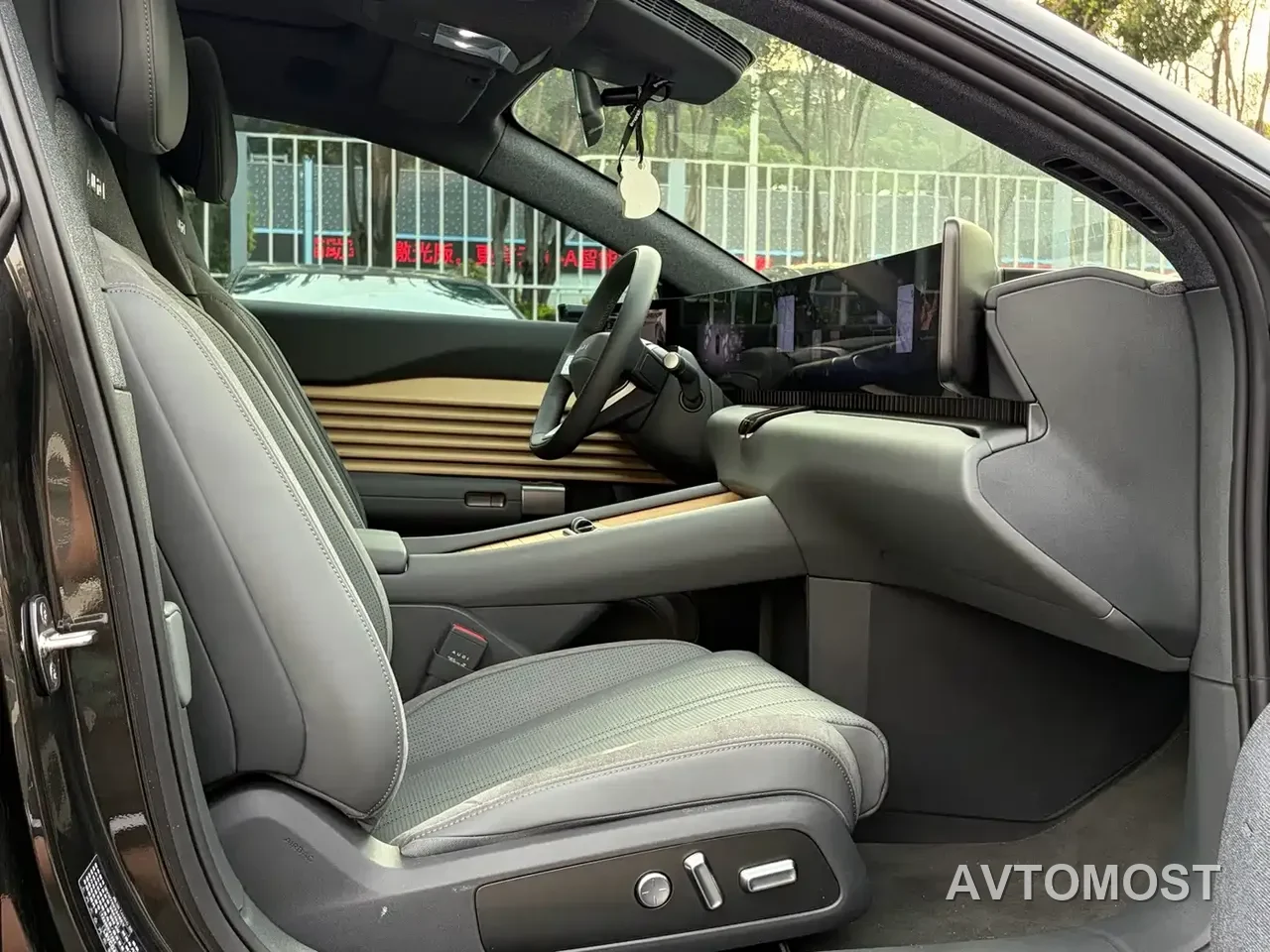 Audi E5 Sportback 2025 300kw 2WD — фото 17
