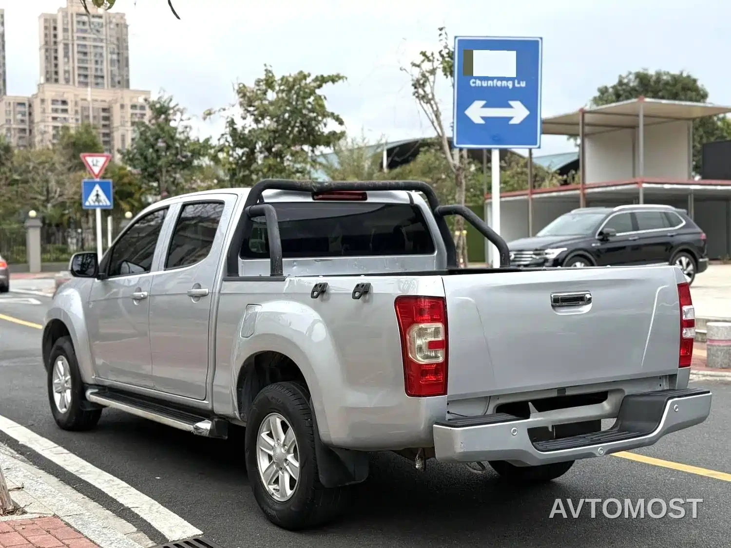 Isuzu Ruimai 2022 2.8T Classic Diesel 2WD Comfort Long Wheelbase JE493ZLQ6E — фото 2