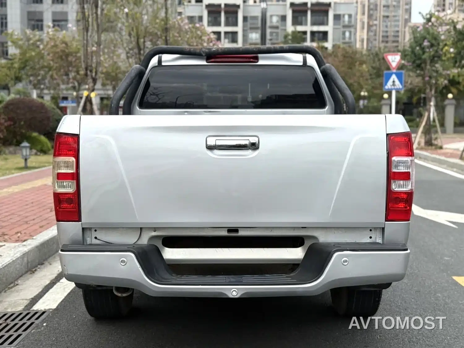 Isuzu Ruimai 2022 2.8T Classic Diesel 2WD Comfort Long Wheelbase JE493ZLQ6E — фото 3