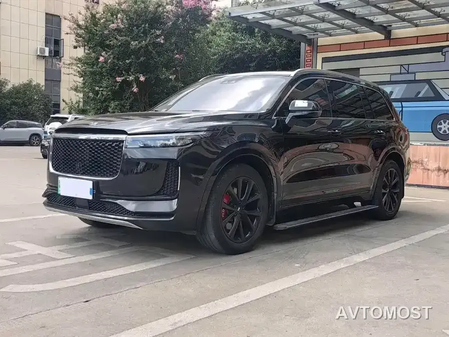 Li ONE 2020 Extended Range 6-seater