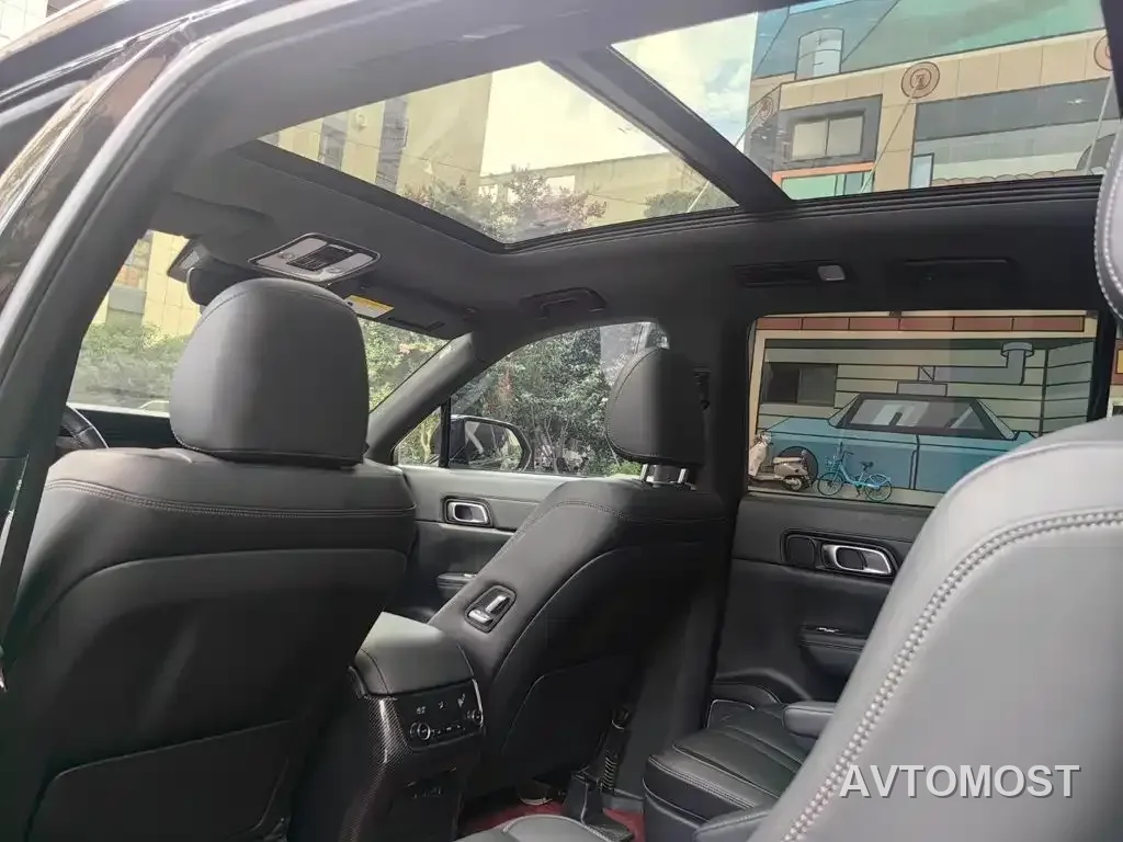 Li ONE 2020 Extended Range 6-seater — фото 11