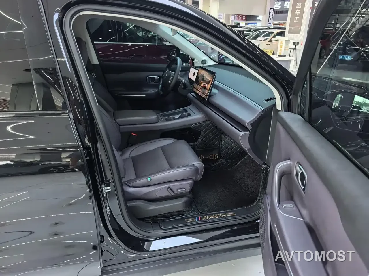 Leapmotor C16 2024 Extended Range 200 Smart Edition — фото 12