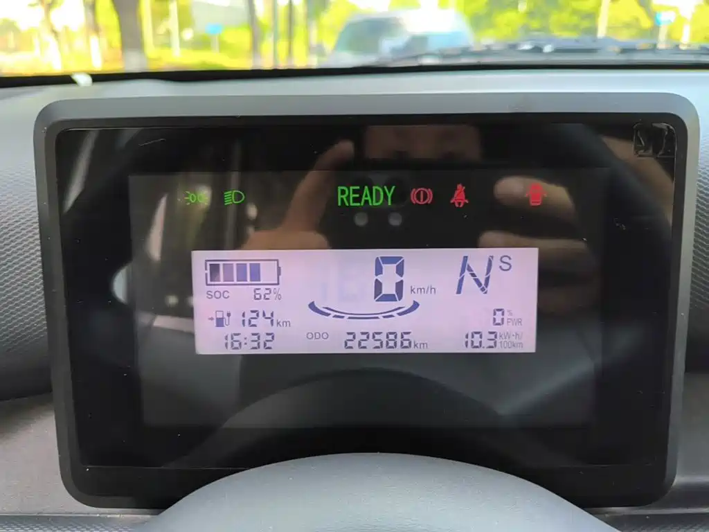Wuling Zhiguang NEV 2025 Model Comfort — фото 12