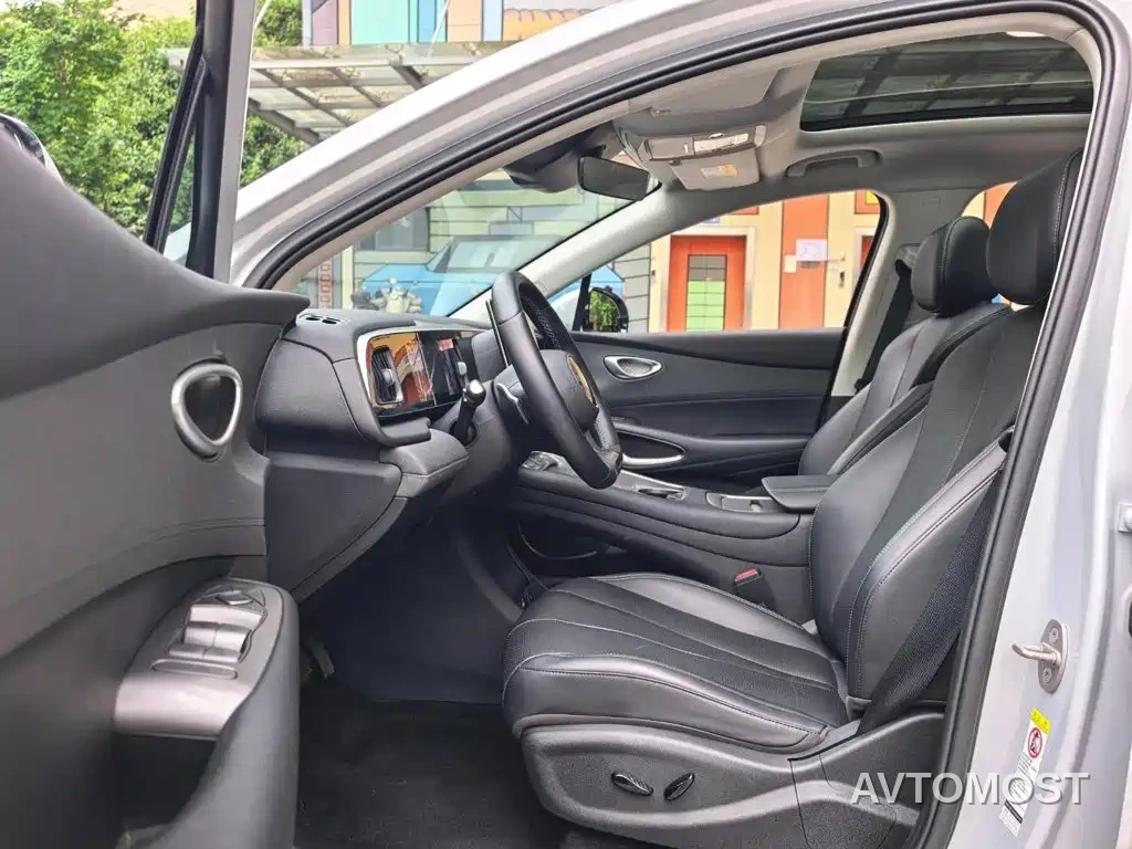 BYD Hai Shi 05 EV 2025 520KM Smart Navigation Edition — фото 6