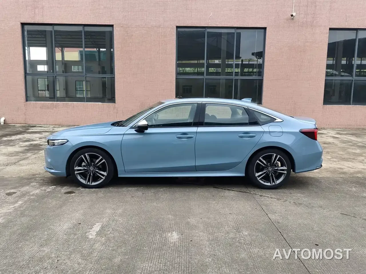 Honda Integra 2023 2.0L e:HEV Sharp Premium Edition — фото 4