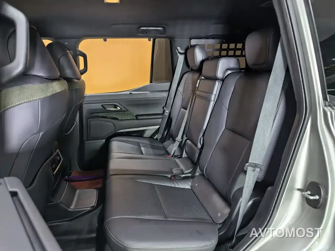 Lexus GX 2024 OVERTRAIL Summit Edition — фото 12