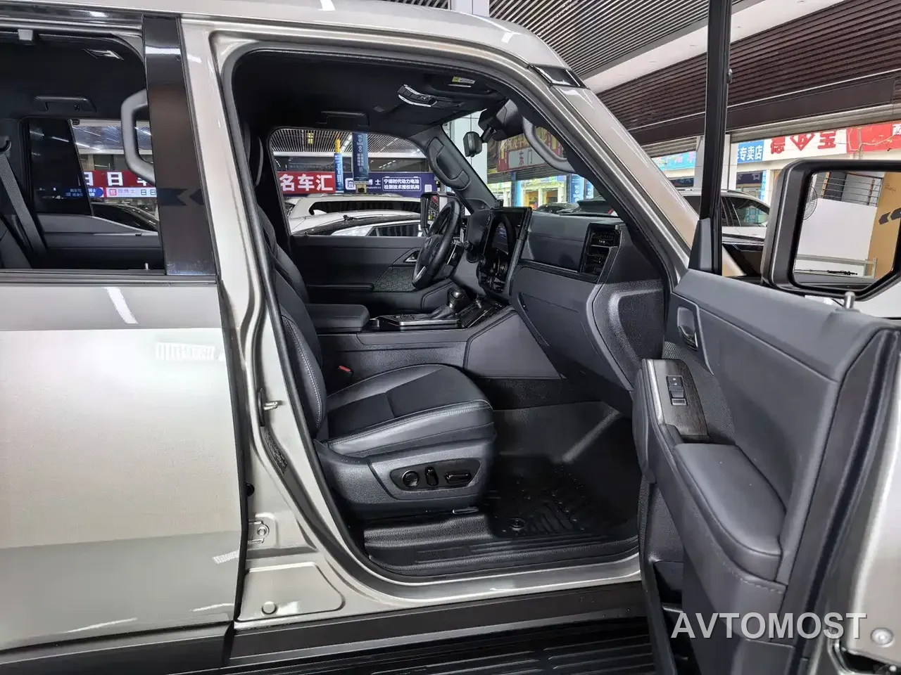 Lexus GX 2024 OVERTRAIL Summit Edition — фото 13
