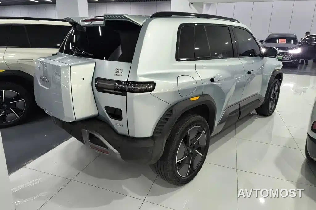 Fang Cheng Bao Titanium 3 2025 Model 501KM AWD Smart Drive Max Edition — фото 2
