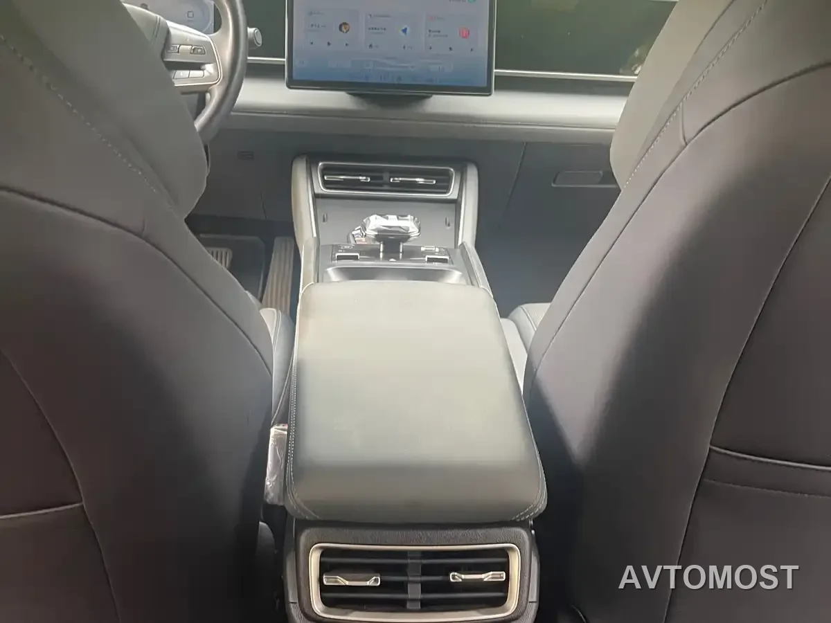 BYD Qin L 2024 DM-i 80KM Superior — фото 13