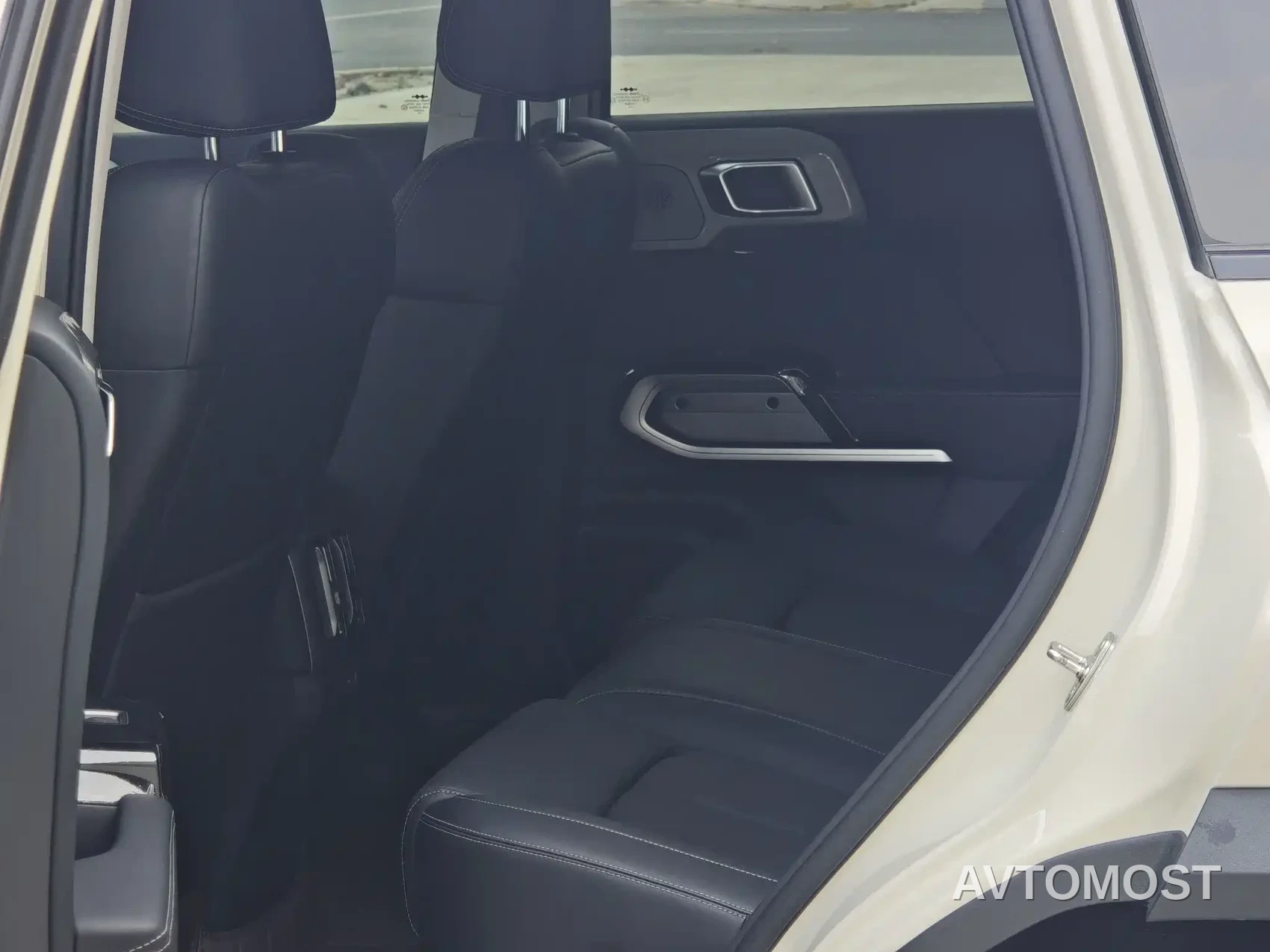 Fang Cheng Bao Titanium 3 2025 Model 501KM AWD Smart Drive Max Edition — фото 4