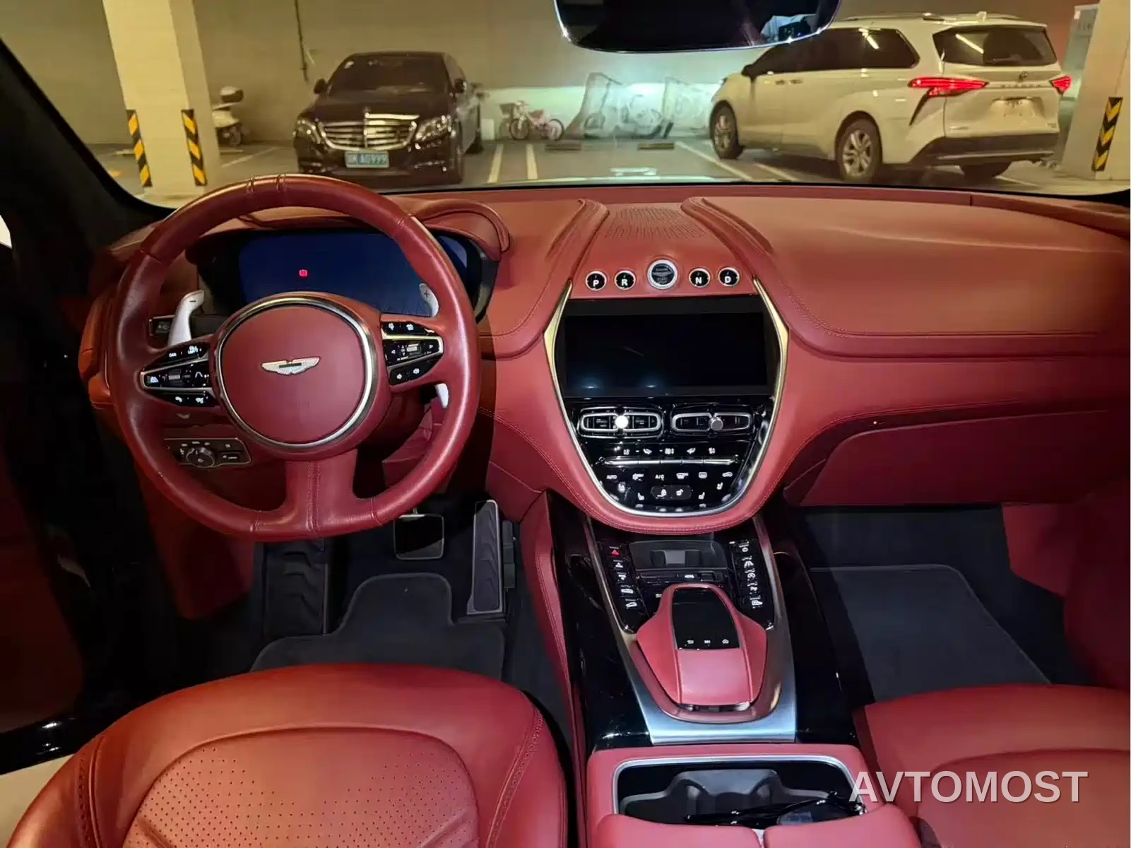 Aston Martin DBX 2020 4.0T V8 1913 First Edition Limited — фото 7
