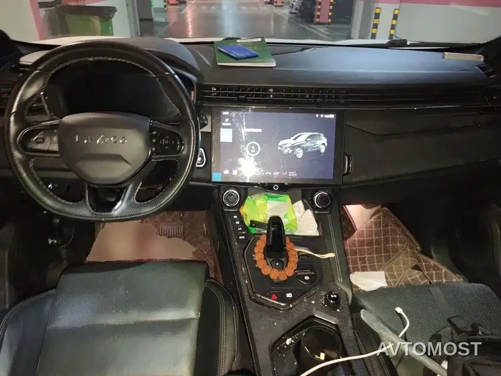 Lynk & Co 01 EM-P 2022 1.5TD PHEV Plus — фото 10