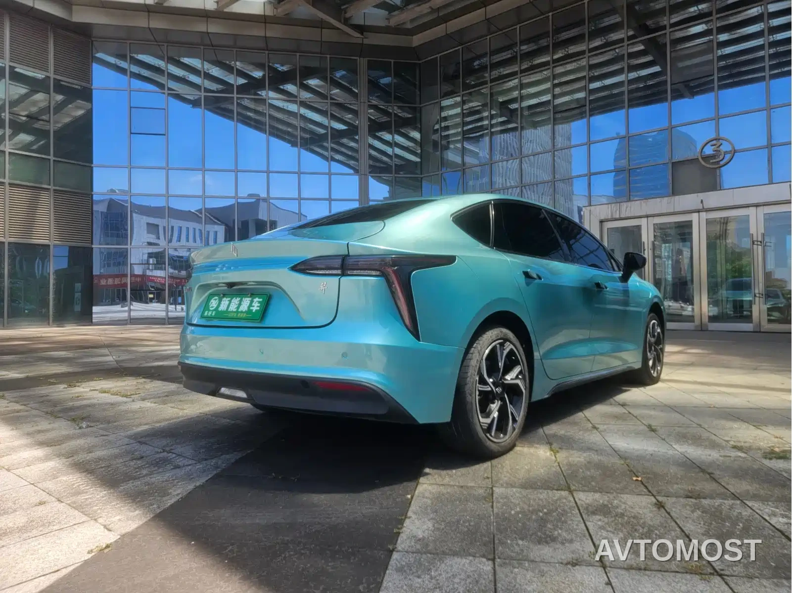 JMCG New Energy Yi 2021 500km Shining Youth Long Range Edition — фото 17