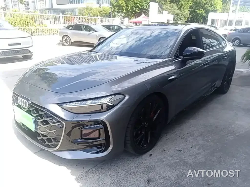 Audi A5L Sportback 2026 TFSI quattro 200kW Flagship Intelligent Luminary — фото 1