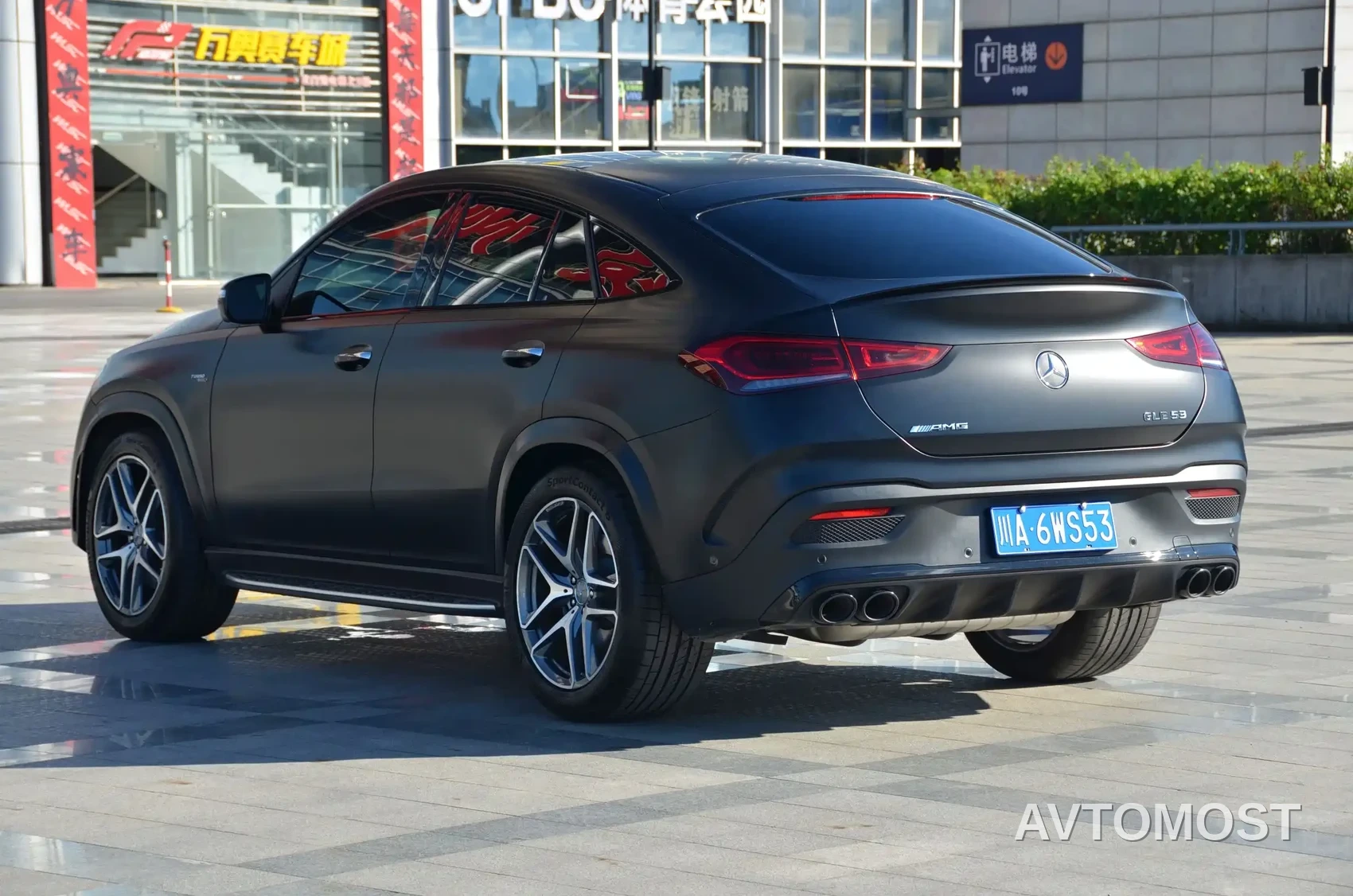 Mercedes-Benz GLE Coupe AMG 2023 AMG GLE 53 4MATIC+ Coupe SUV — фото 5