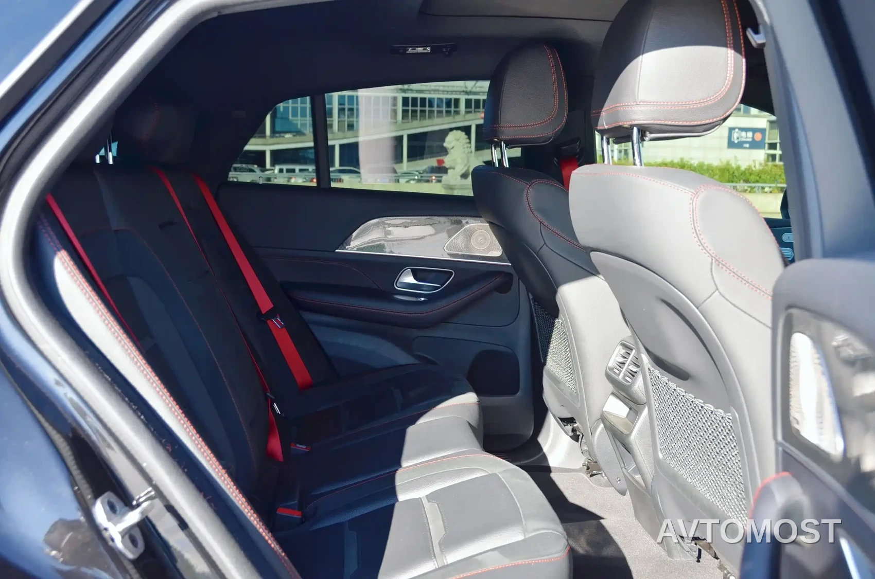 Mercedes-Benz GLE Coupe AMG 2023 AMG GLE 53 4MATIC+ Coupe SUV — фото 14