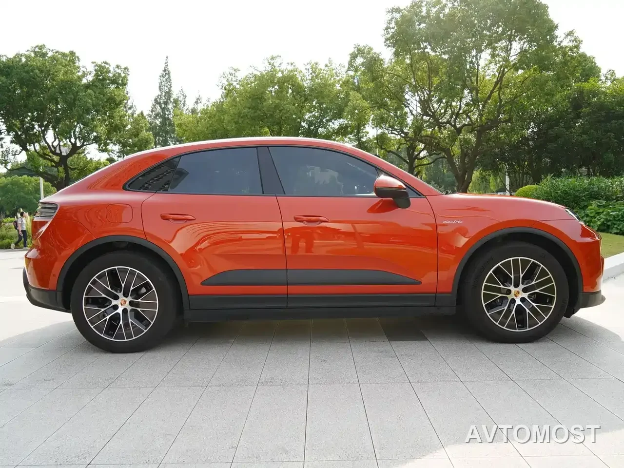 Porsche Macan EV 2024 Macan Long Range — фото 14
