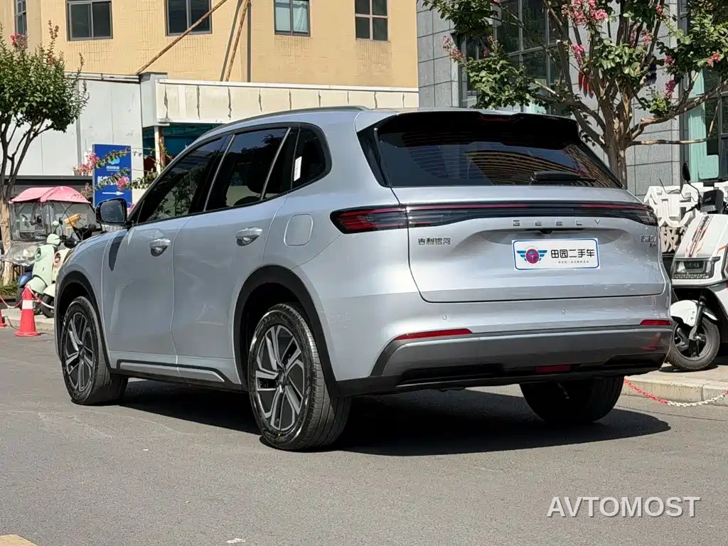 Geely Galaxy Starship 7 EM-i 2025 Model 55km Voyage Edition — фото 4