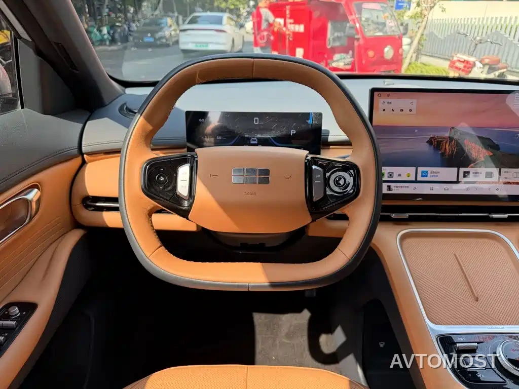 Geely Galaxy Starship 7 EM-i 2025 Model 55km Voyage Edition — фото 14