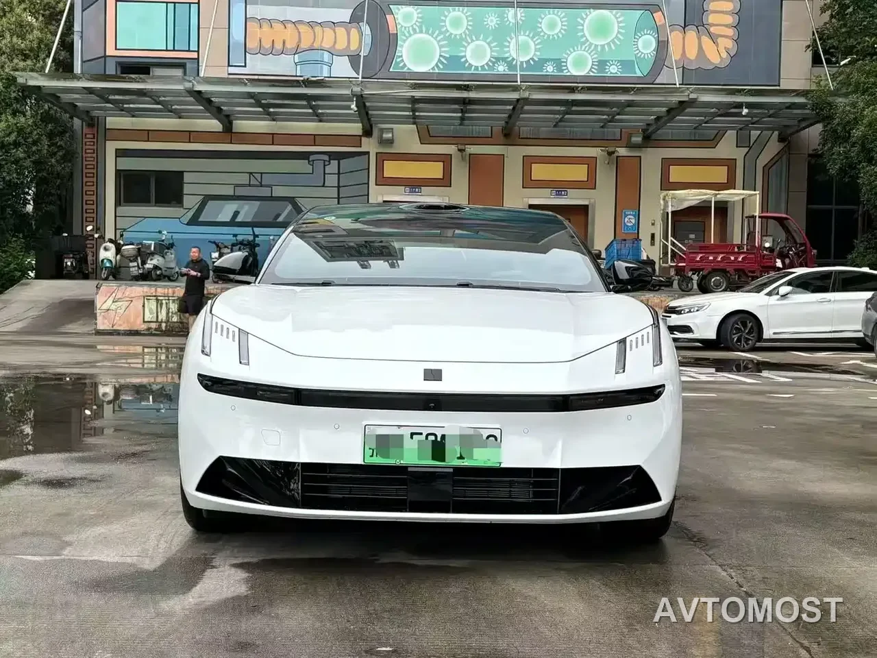 Lynk & Co 10 EM-P 2025 Model 120km Base Version — фото 7