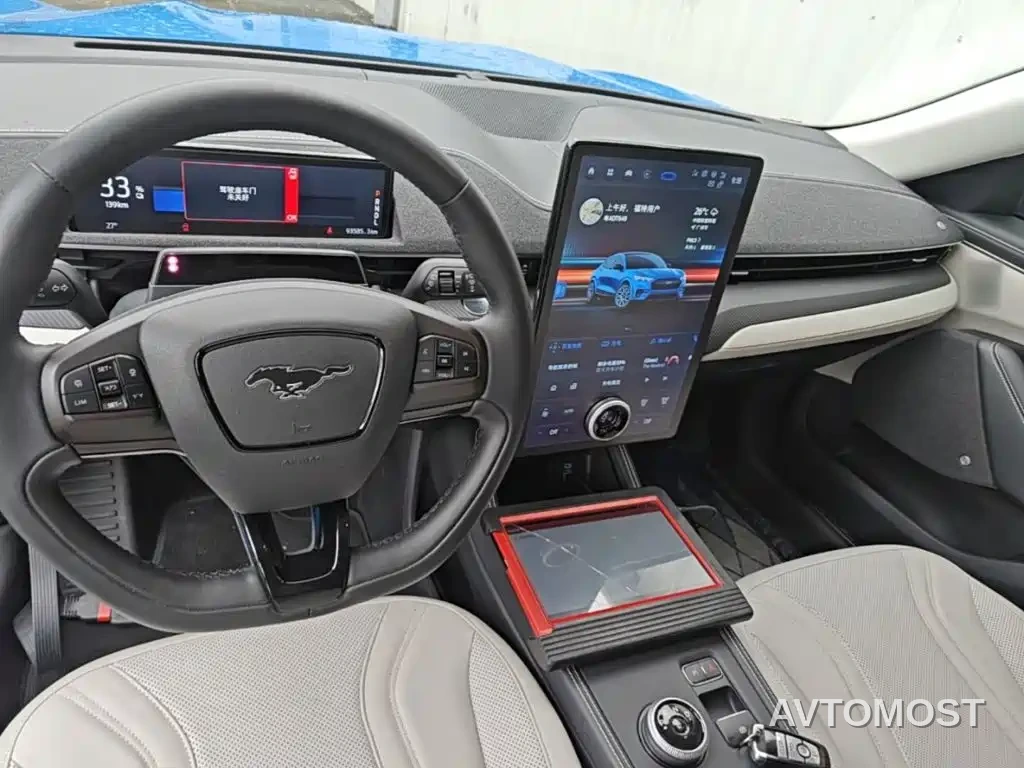 Ford Mustang Mach-E 2021 Boundless RWD Luxury (Long Range) — фото 3