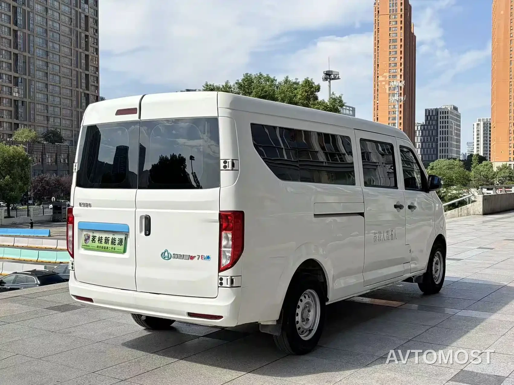 Changan Kuayue Star V7 EV 2024 Model 239km Passenger Comfort 6-Seater — фото 4
