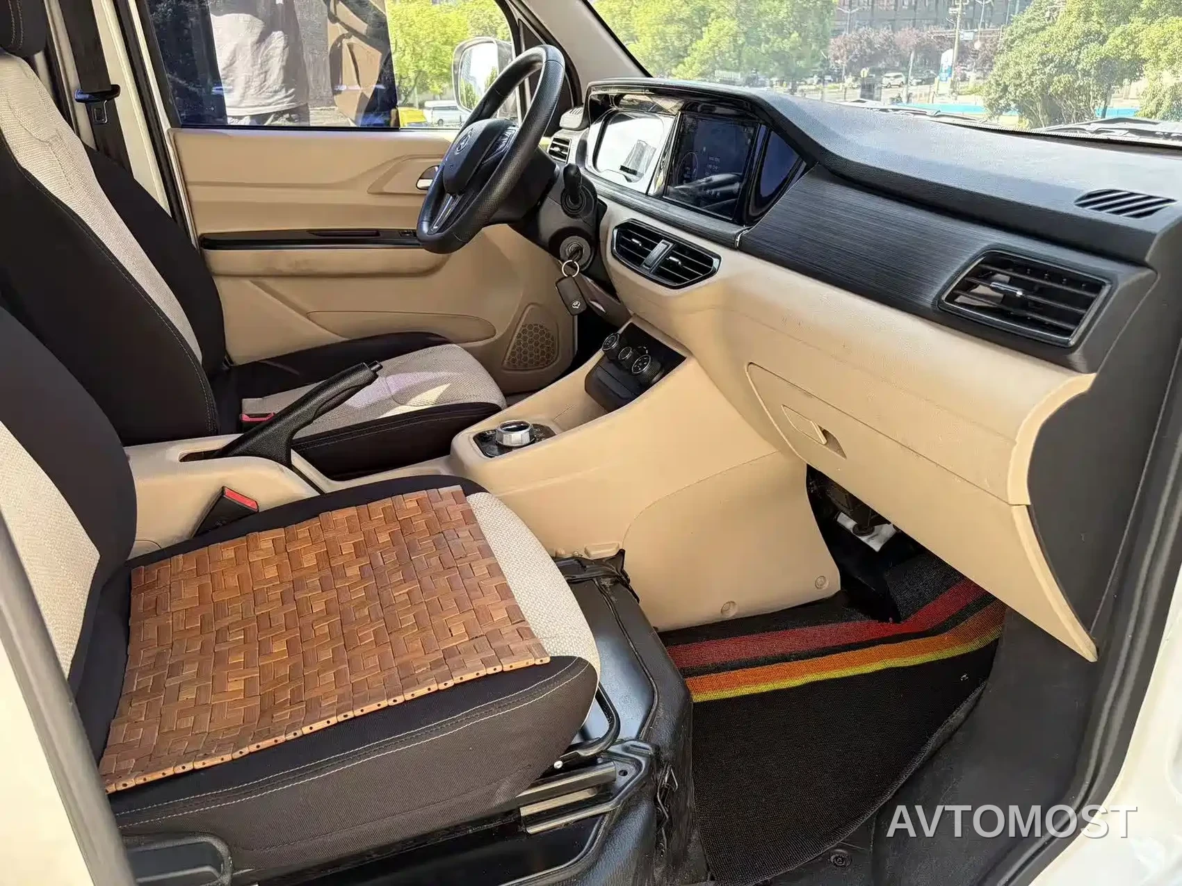 Changan Kuayue Star V7 EV 2024 Model 239km Passenger Comfort 6-Seater — фото 9