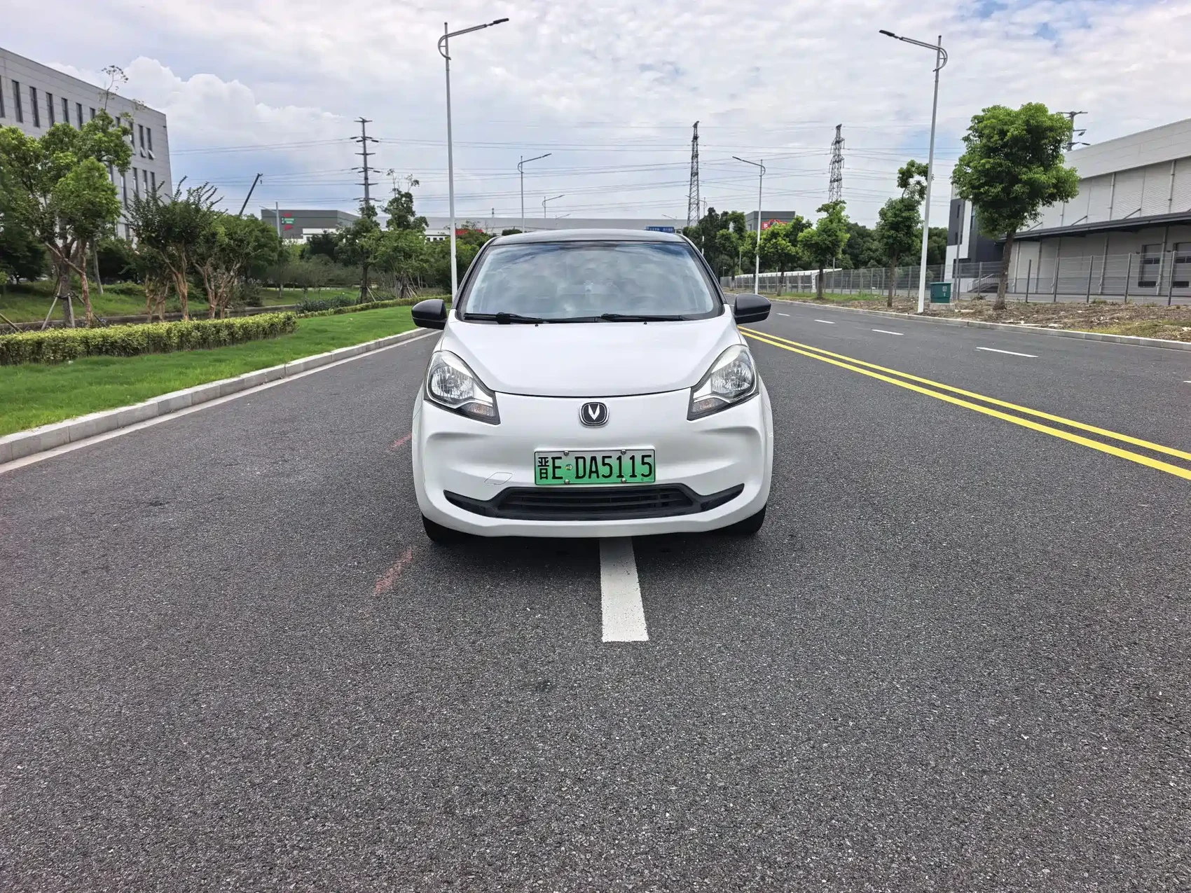 Changan Benben E-Star 2021 National Edition Colorful Version LFP (31.95kWh) — фото 2