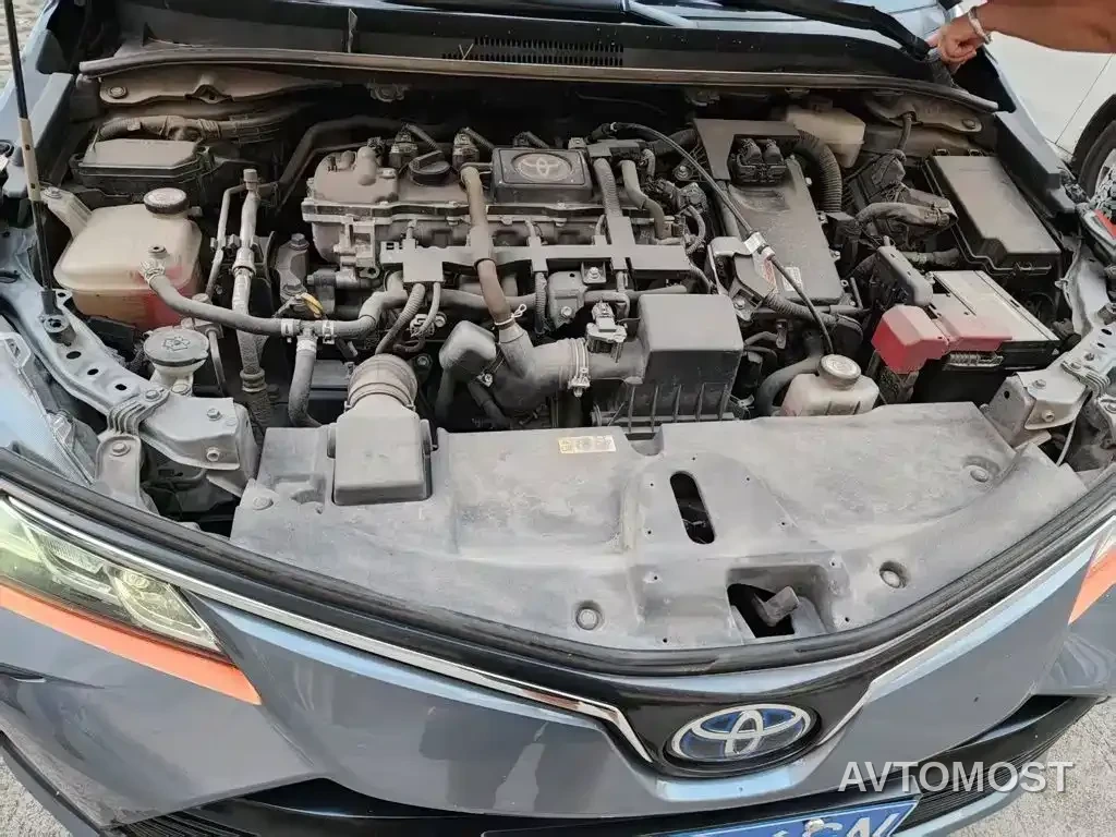 Toyota Corolla 2021 Hybrid 1.8L E-CVT Elite Edition — фото 3