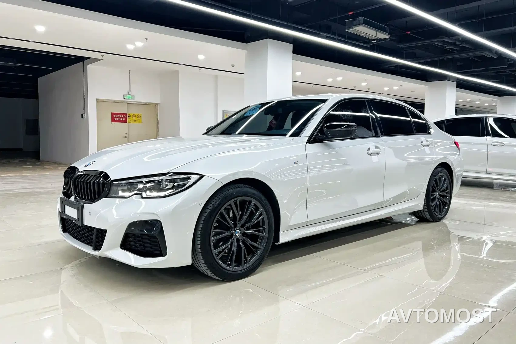 BMW 3 Series 2022 325Li M Sport Shadow Edition — фото 1