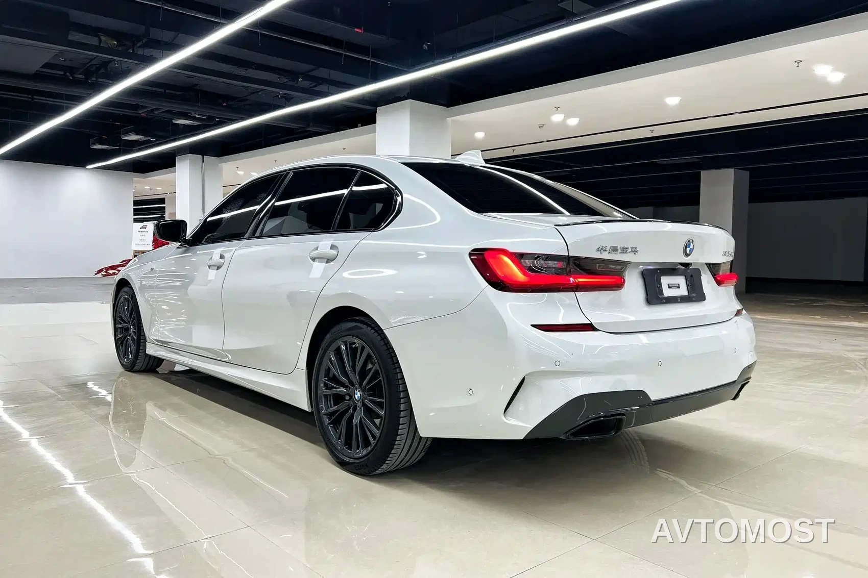 BMW 3 Series 2022 325Li M Sport Shadow Edition — фото 4