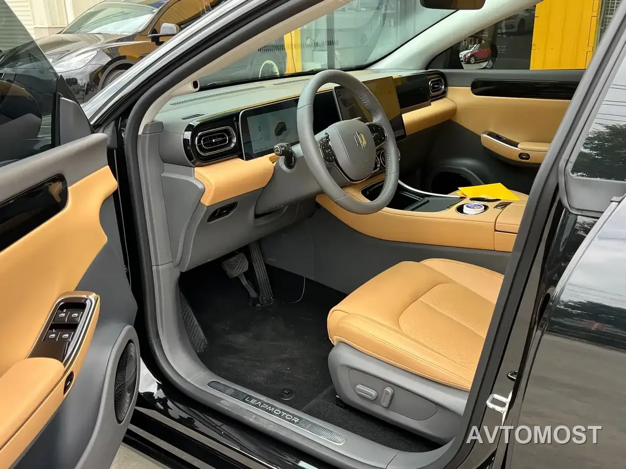 Leapmotor C01 2024 Extended Range 216 Premium Edition — фото 6